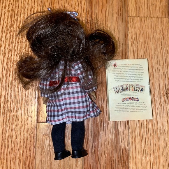 Mini Samantha American Girl - Picture 2 of 2
